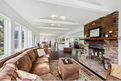 2600 Oregon Road, Mattituck, NY 11952 - Photo 14