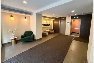 31-35 31st Street #516, Astoria, NY 11106 - Photo 2