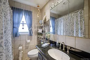 27 Spencer Way, Kings Park, NY 11754 - Photo 16