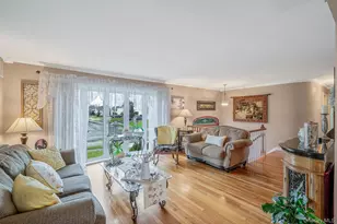 27 Spencer Way, Kings Park, NY 11754 - Photo 8