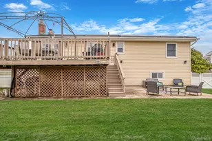 27 Spencer Way, Kings Park, NY 11754 - Photo 34