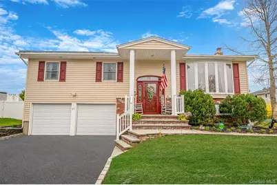27 Spencer Way, Kings Park, NY 11754 - Photo 1