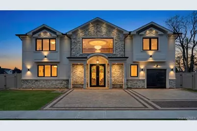 36 Jupiter Lane, Levittown, NY 11756 - Photo 1