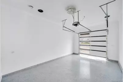 36 Jupiter Lane, Levittown, NY 11756 - Photo 14