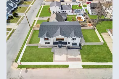 36 Jupiter Lane, Levittown, NY 11756 - Photo 2