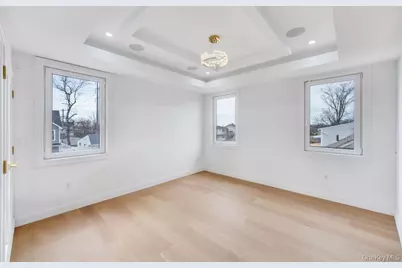 36 Jupiter Lane, Levittown, NY 11756 - Photo 12