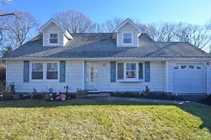 359 Randall Rd, Ridge, NY 11961 - Photo 2