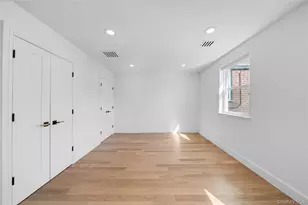 68-21 Cloverdale Ln, Bayside, NY 11364 - Photo 16