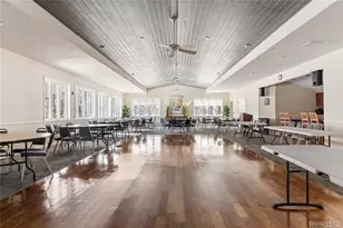 1407 Middle Rd, Calverton, NY 11933 - Photo 2