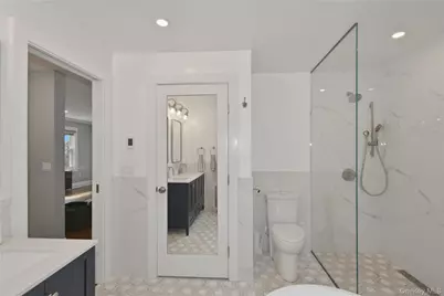 220 Sheridan Avenue, Mount Vernon, NY 10552 - Photo 24