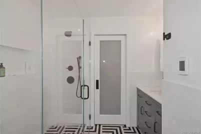 220 Sheridan Avenue, Mount Vernon, NY 10552 - Photo 34