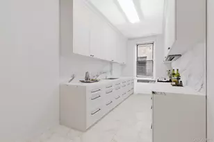 43-08 41st St, Sunnyside, NY 11104 - Photo 4
