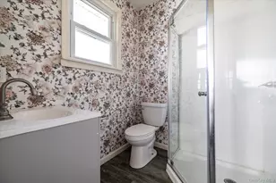 31 N Lewis Pl, Rockville Centre, NY 11570 - Photo 10