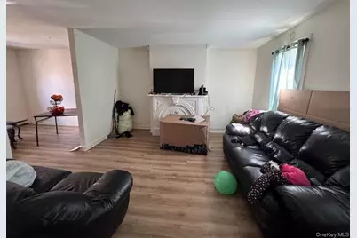 22 E Parmenter Street, Newburgh, NY 12550 - Photo 18