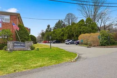 352 N State Road #1H, Briarcliff Manor, NY 10510 - Photo 2