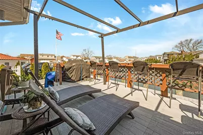 62 W 1st Street, Freeport, NY 11520 - Photo 28