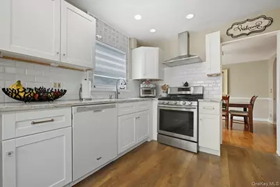 577 Waukena Avenue, Oceanside, NY 11572 - Photo 10