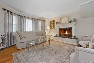 577 Waukena Avenue, Oceanside, NY 11572 - Photo 6