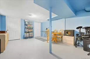 577 Waukena Ave, Oceanside, NY 11572 - Photo 30