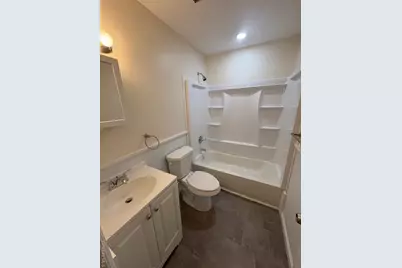 51 Oak Drive, Riverhead, NY 11901 - Photo 6