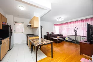 71-28 163rd St, Fresh Meadows, NY 11365 - Photo 6