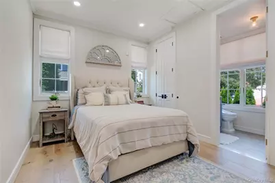 171 Beach 148th Street, Neponsit, NY 11694 - Photo 16