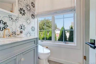 171 Beach 148th Street, Neponsit, NY 11694 - Photo 34