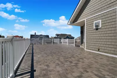 171 Beach 148th Street, Neponsit, NY 11694 - Photo 38