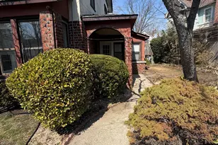 65 Summit Ave, Sea Cliff, NY 11579 - Photo 2