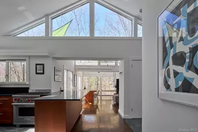 611 N Clove Road, Millbrook, NY 12545 - Photo 14