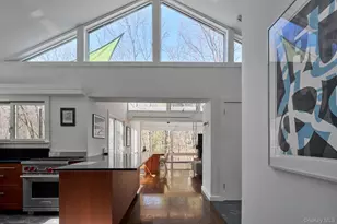 611 N Clove Rd, Millbrook, NY 12545 - Photo 14