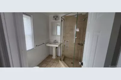 1524 Express Drive S #1st Floor, Brentwood, NY 11717 - Photo 12