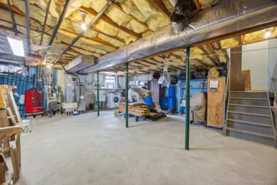 1450 McCann Lane, Riverhead, NY 11944 - Photo 26