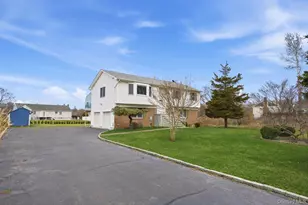 1450 Mccann Ln, Riverhead, NY 11944 - Photo 4