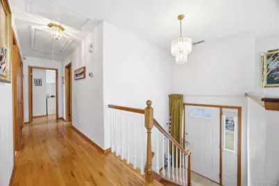 1450 McCann Lane, Riverhead, NY 11944 - Photo 18