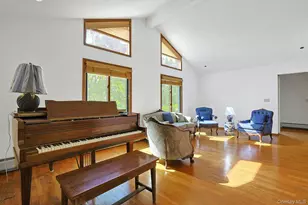 8 Sasson Terrace, Valley Cottage, NY 10989 - Photo 14