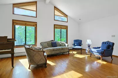 8 Sasson Terrace, Valley Cottage, NY 10989 - Photo 16