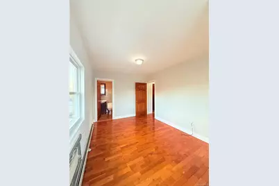 [Address not provided], Richmond Hill, NY 11419 - Photo 8