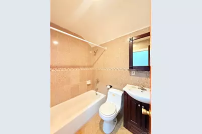 [Address not provided], Richmond Hill, NY 11419 - Photo 12