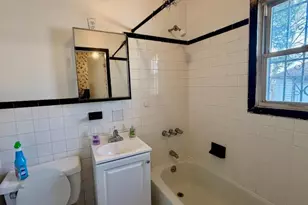 194-19 115th Ave, Saint Albans, NY 11412 - Photo 8