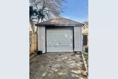 194-19 115th Avenue, Saint Albans, NY 11412 - Photo 18