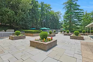 1270 North Ave, New Rochelle, NY 10804 - Photo 16