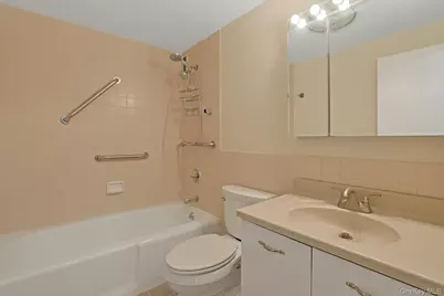 1270 North Avenue #2L, New Rochelle, NY 10804 - Photo 10