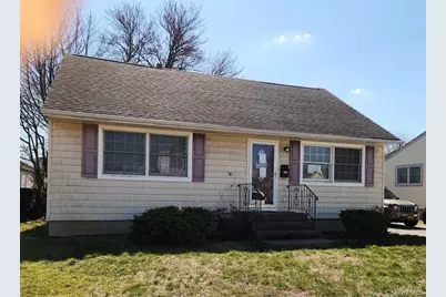 610 Bermuda Road, West Babylon, NY 11704 - Photo 2