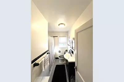 58 Illinois Avenue #Top Floor, Long Beach, NY 11561 - Photo 18