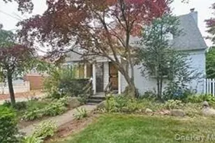 81 Gerard Ave, New Hyde Park, NY 11040 - Photo 1