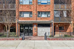 100 Clinton Ave, Mineola, NY 11501 - Photo 18