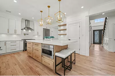 27 Grape Lane, Hicksville, NY 11801 - Photo 14