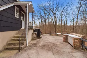 27 Allapartus Cir, Ossining, NY 10562 - Photo 24