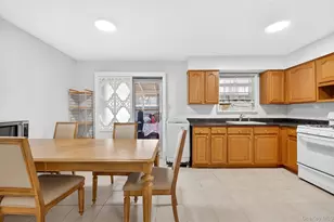 62-01 Douglaston Pkwy, Douglaston, NY 11362 - Photo 12